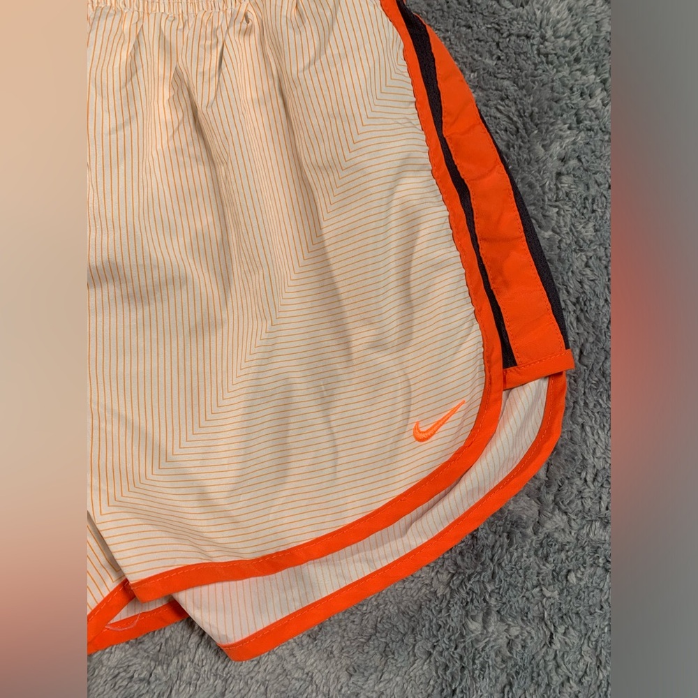 Nike medium orange striped shorts - Picture 2 of 7